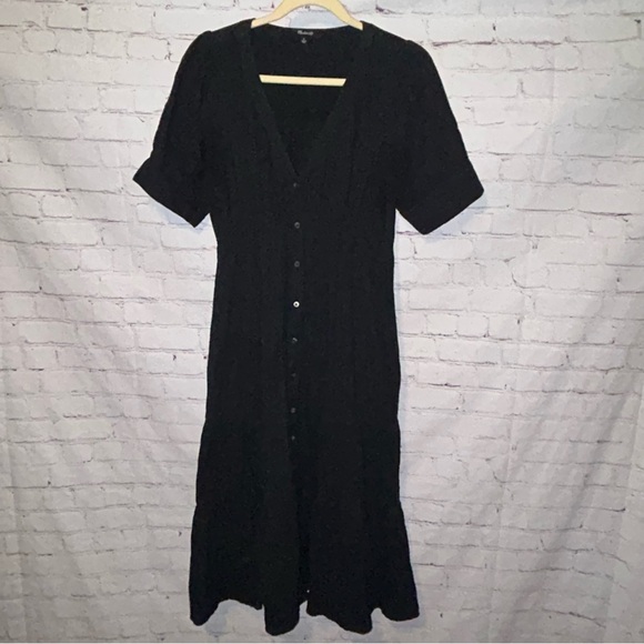 Madewell Lightspun Button Front Tiered Midi Dress size 6 - Picture 2 of 9